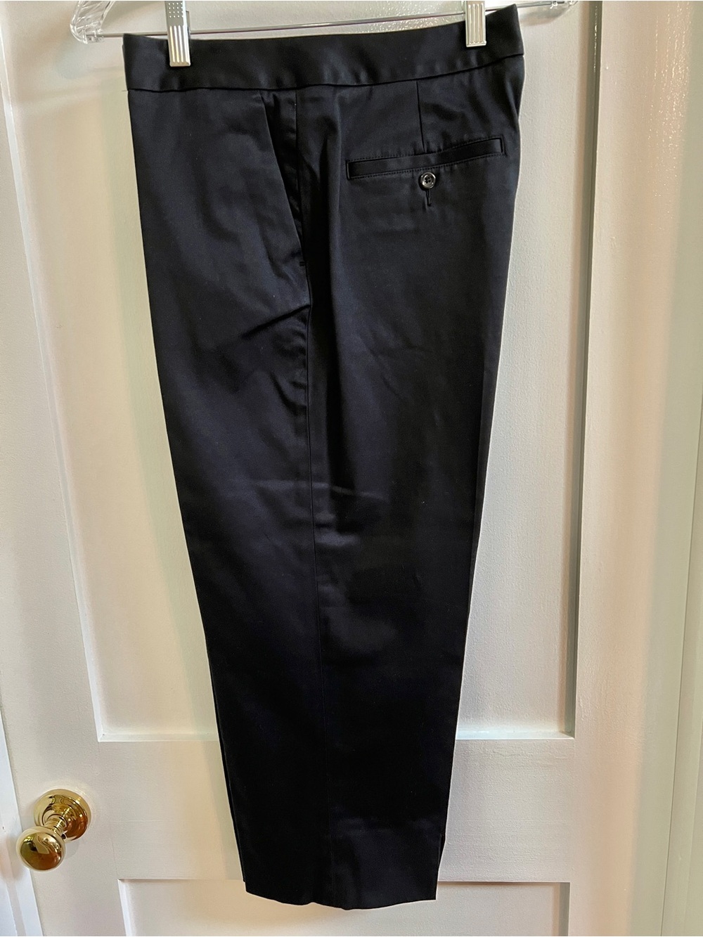 Foxcroft Dressy Black No-Iron Capris  10